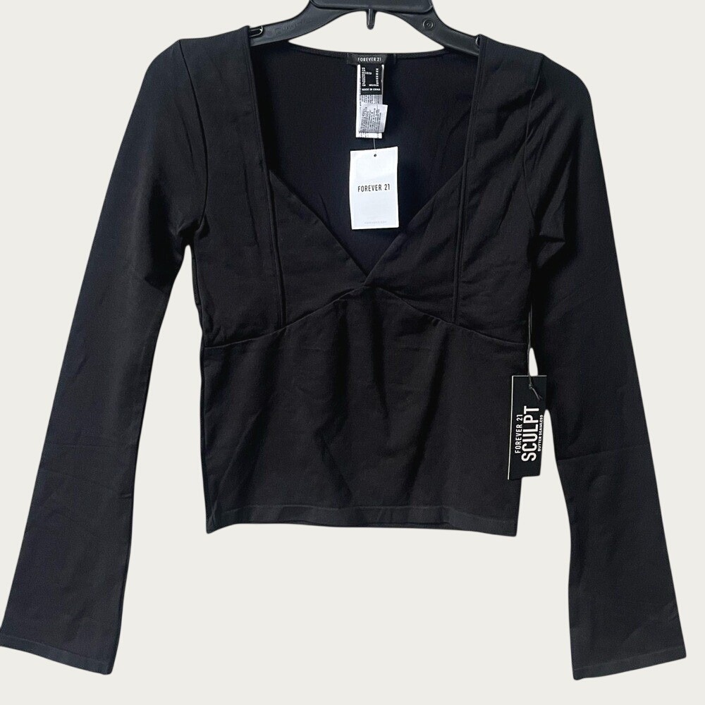Forever 21 Long Sleeve V Neck Crop Top Womens Medium Black Sculpting Stretch NWT